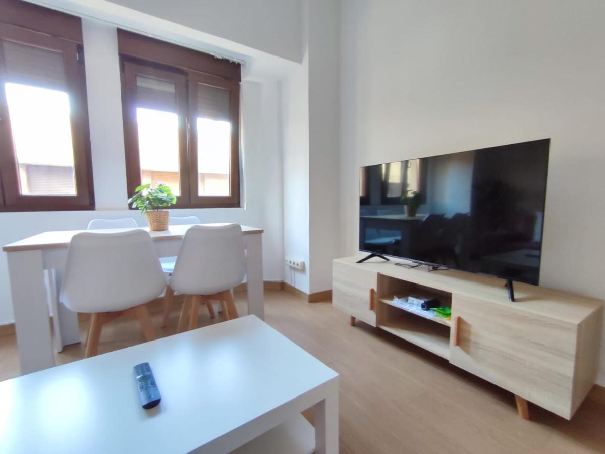 147A Apartamento La Arena 3 Dormitorios Хихон Екстериор снимка