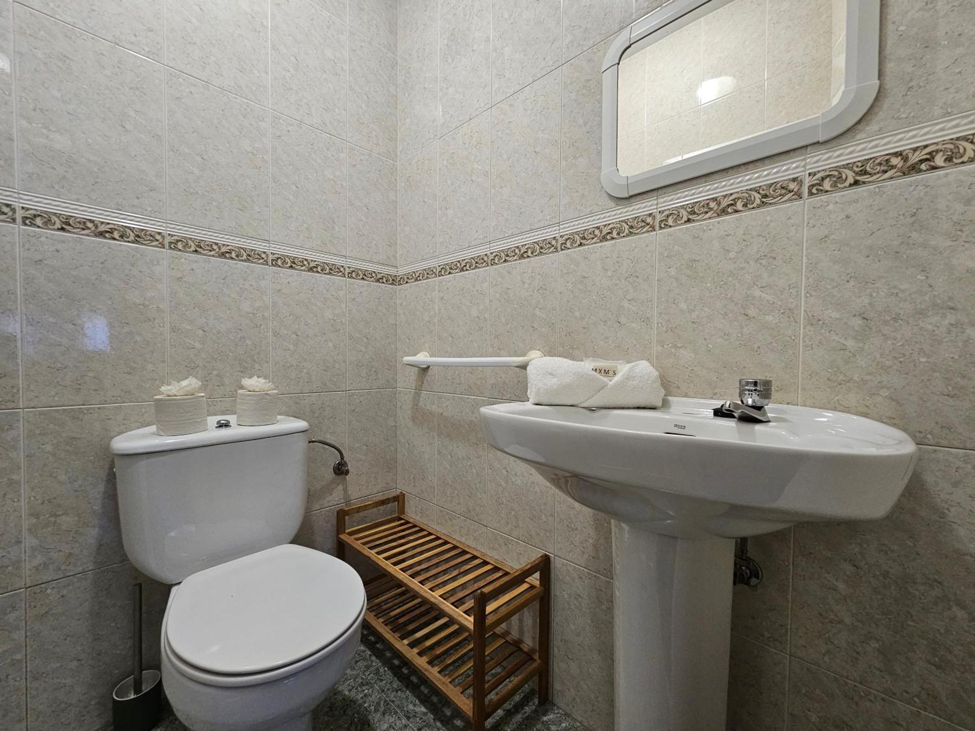 147A Apartamento La Arena 3 Dormitorios Хихон Екстериор снимка