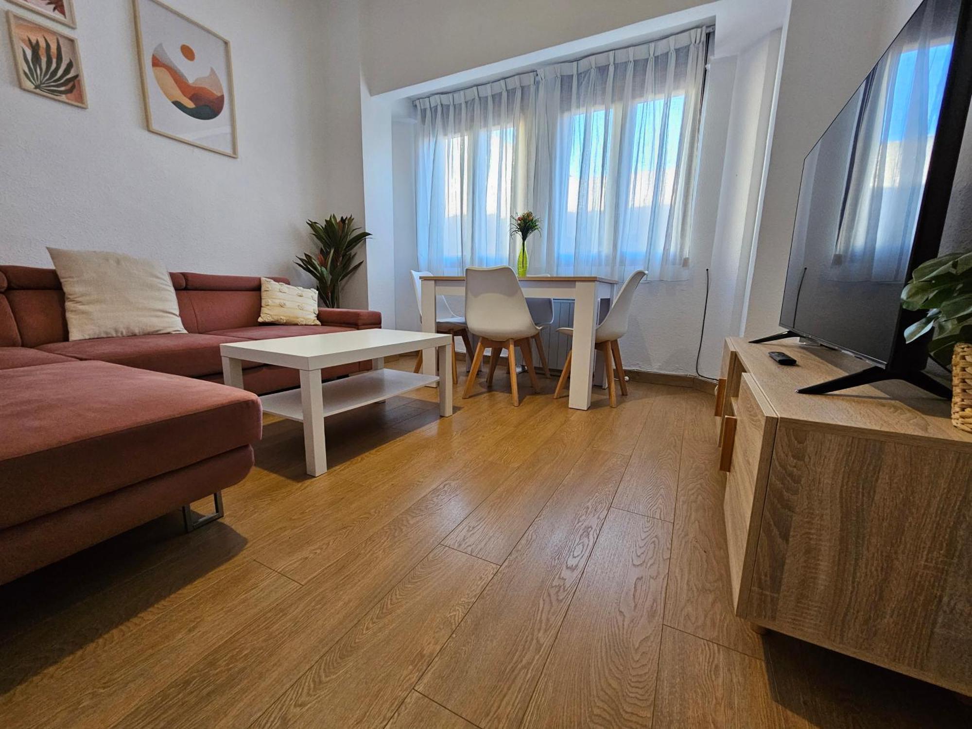 147A Apartamento La Arena 3 Dormitorios Хихон Екстериор снимка